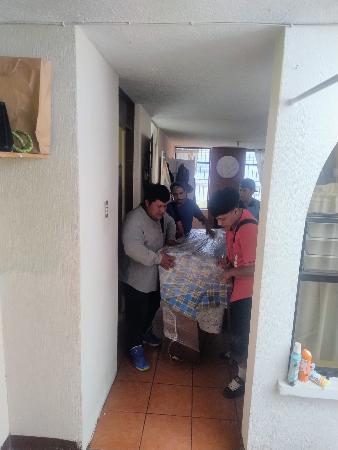 Cómo transportar un piano de forma segura: un caso real de mudanza en Guatemala — trabajo de SIVESA